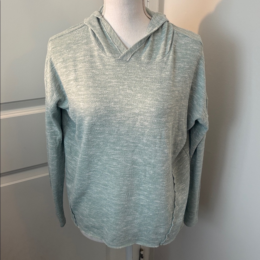 🥭(4 for $15) Light Teal and White American Eagle Pullover